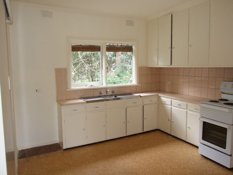 23 Reserve Road, Ringwood VIC 3134