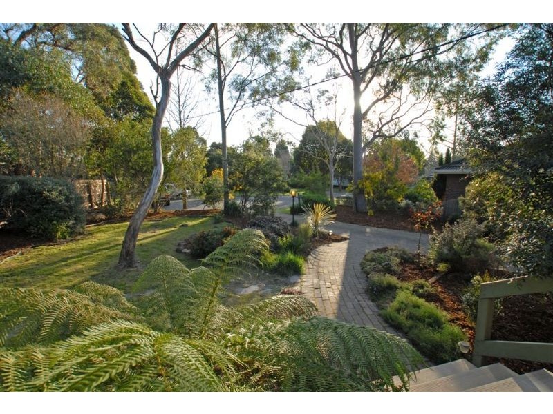 51 Bronhill Road, Ringwood East VIC 3135