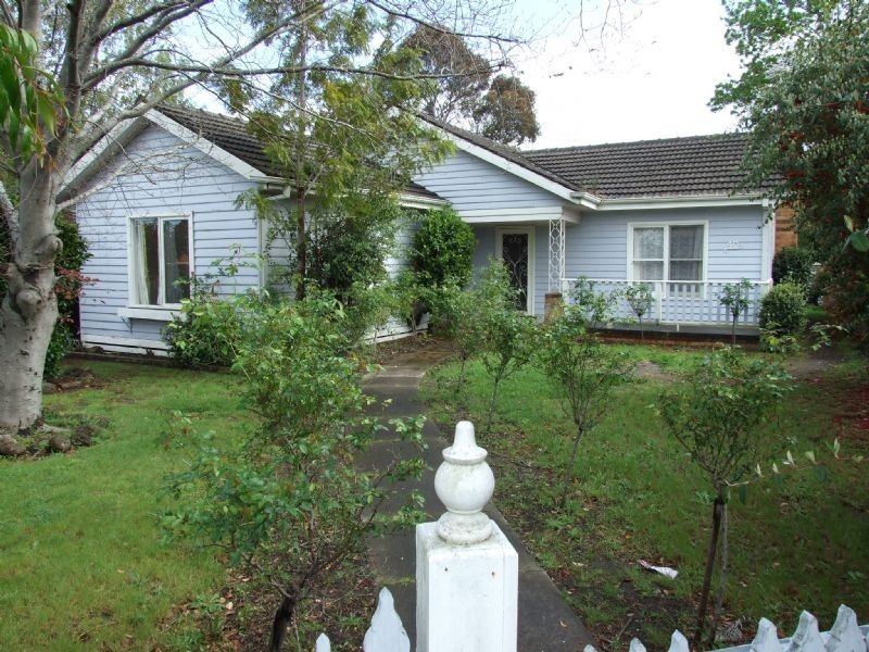 40 Bond Street, Ringwood VIC 3134