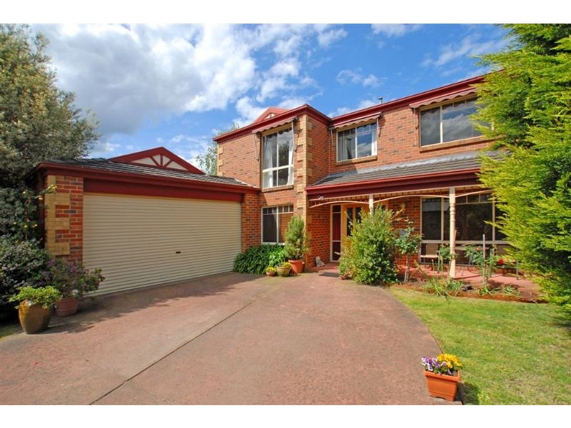 10 Wilkins Grove, Ringwood East VIC 3135