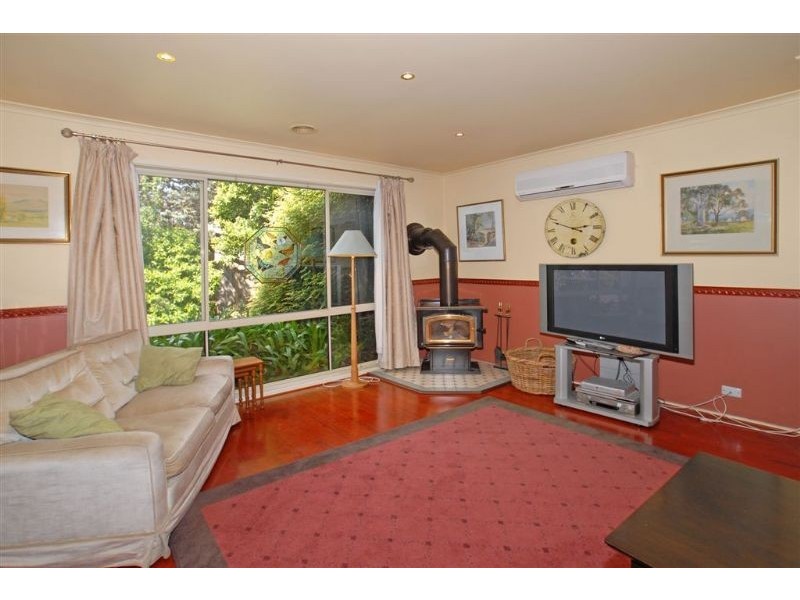 10 Wilkins Grove, Ringwood East VIC 3135