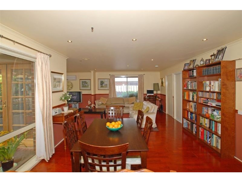 10 Wilkins Grove, Ringwood East VIC 3135