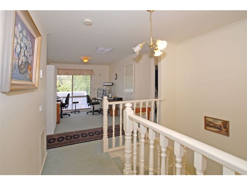 10 Wilkins Grove, Ringwood East VIC 3135