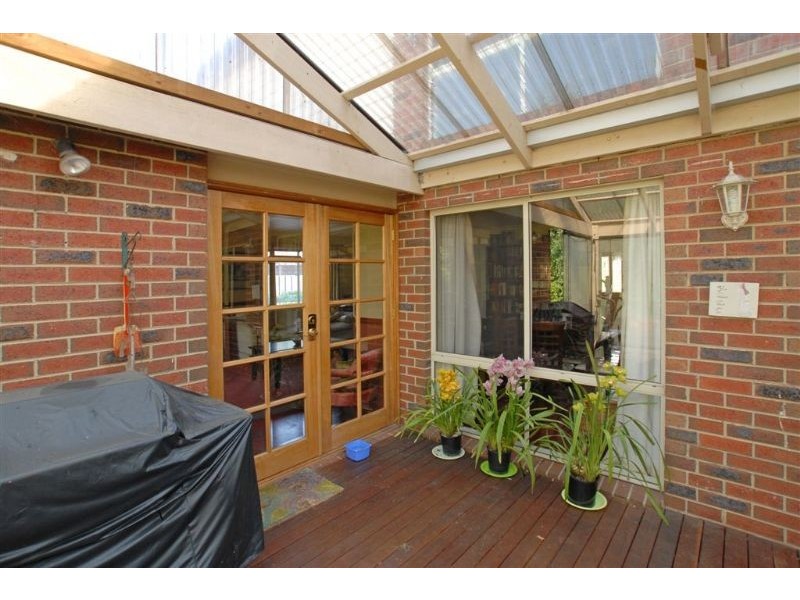 10 Wilkins Grove, Ringwood East VIC 3135