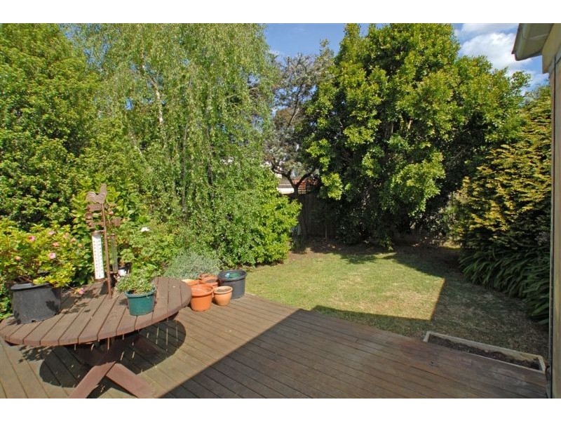 10 Wilkins Grove, Ringwood East VIC 3135