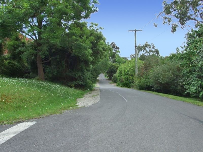 18 Cass Avenue, Croydon VIC 3136