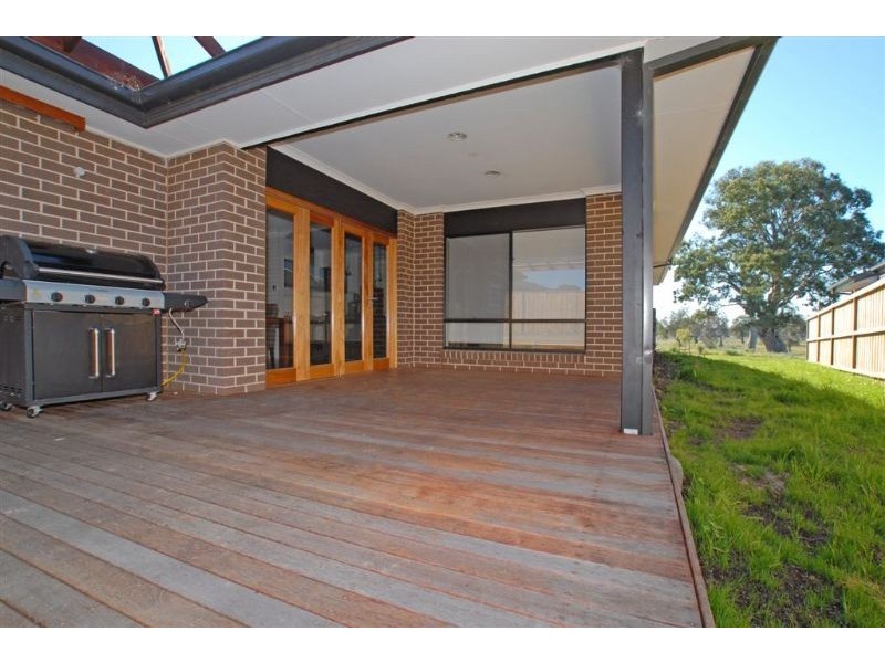 235 Painted Hills Road, Doreen VIC 3754