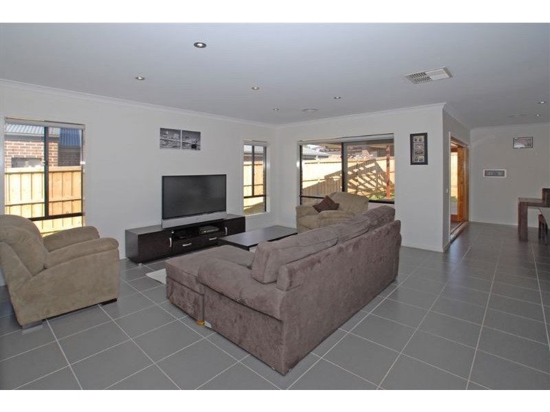 235 Painted Hills Road, Doreen VIC 3754