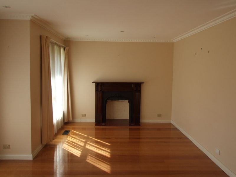 12 Teak Avenue, Ringwood East VIC 3135