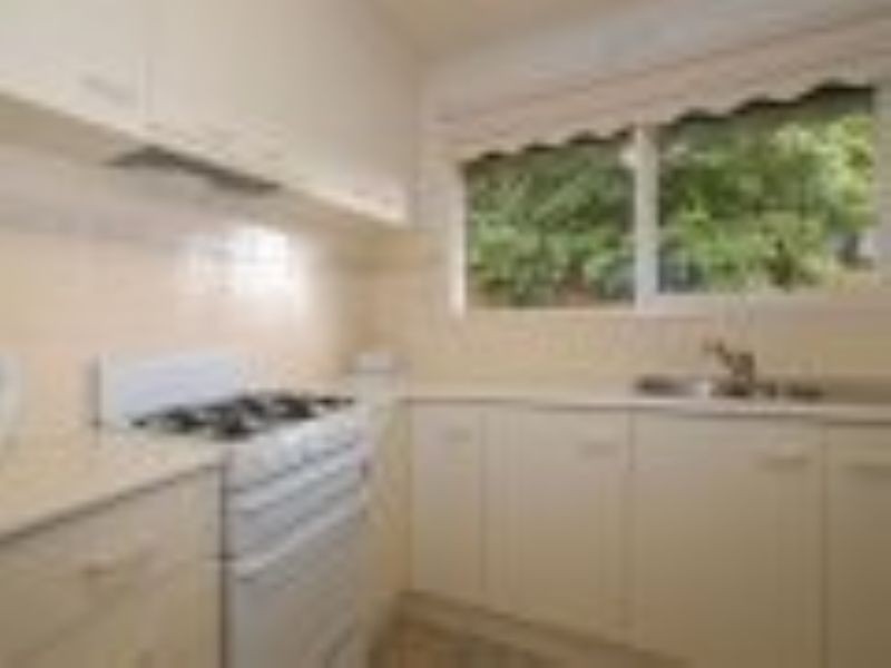 8/27-29 Bourke Street, Ringwood VIC 3134