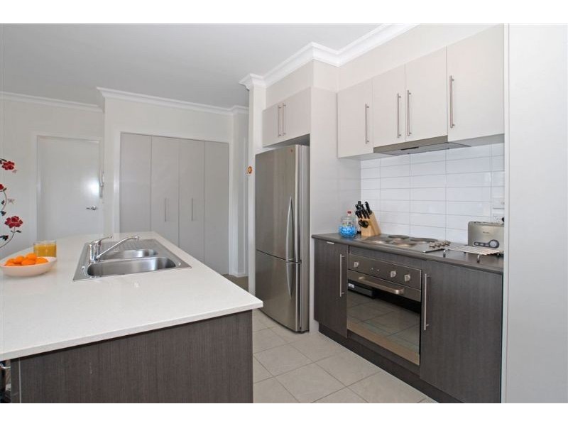 8/5 Churchill Street, Ringwood VIC 3134