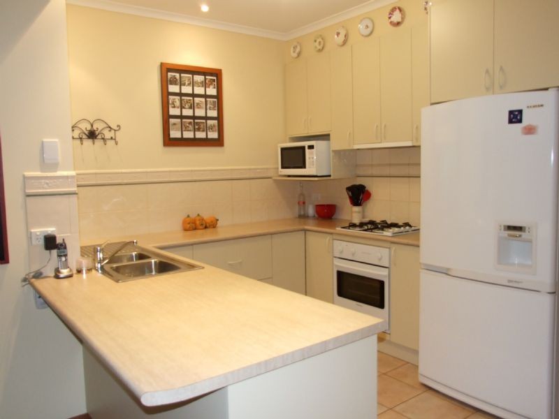 39 Pioneer Way, Kilsyth South VIC 3137