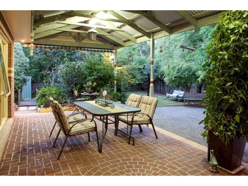 39 Pioneer Way, Kilsyth South VIC 3137