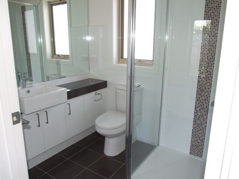 2/18 Carcoola Road, Ringwood East VIC 3135