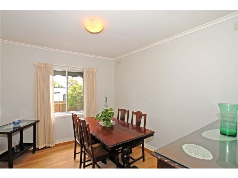 2 Neville Street, Ringwood VIC 3134