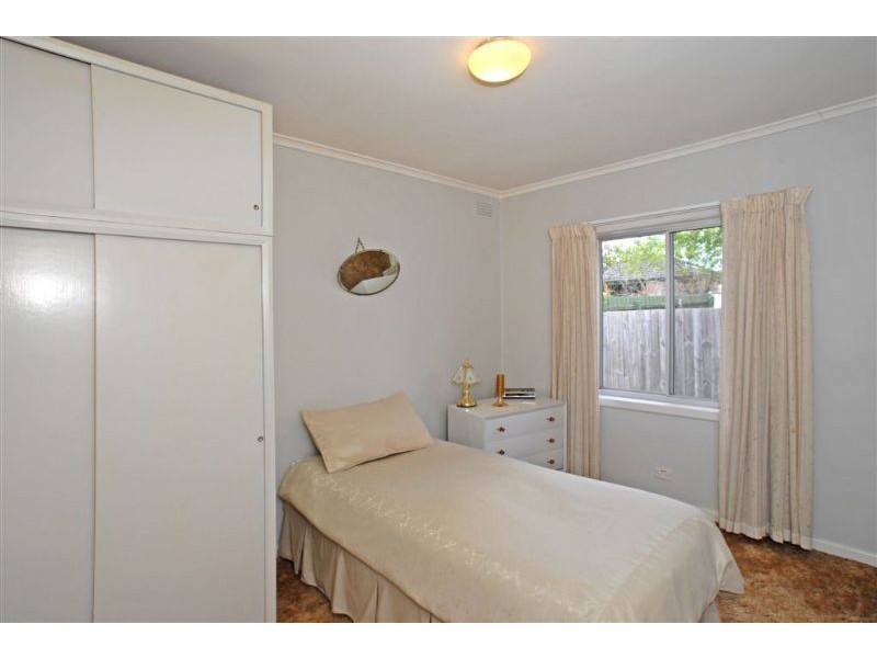 2 Neville Street, Ringwood VIC 3134