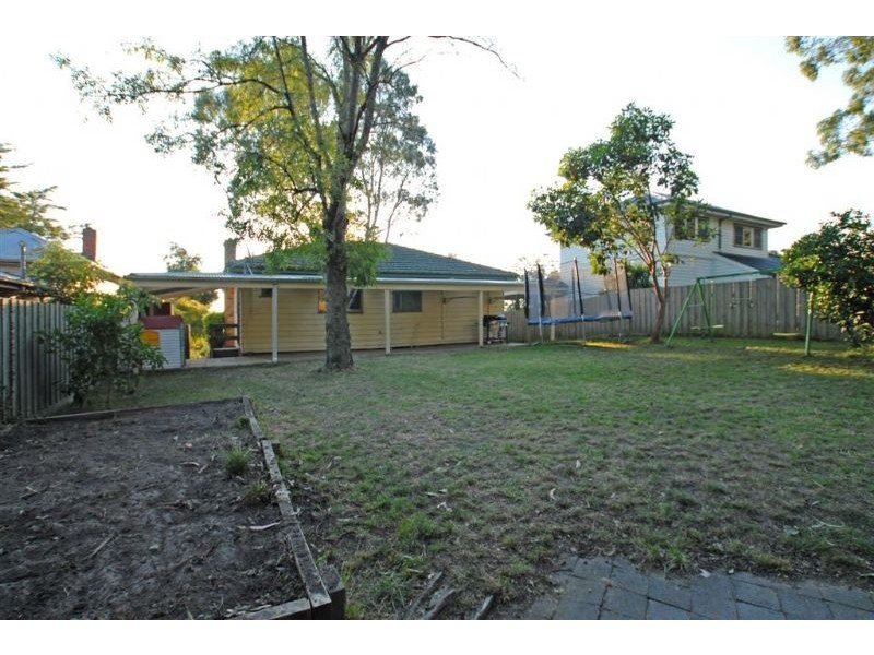 12 Velma Grove, Ringwood East VIC 3135