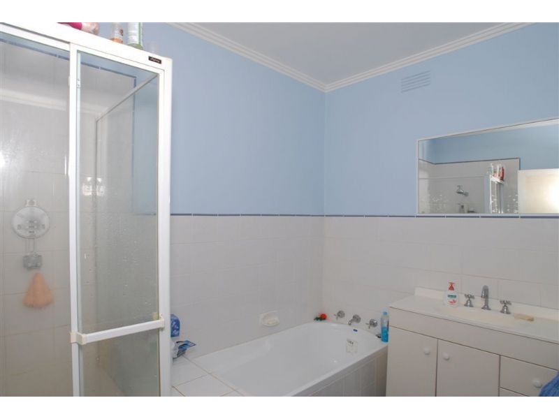 8 Fitzgerald St, Ringwood East VIC 3135