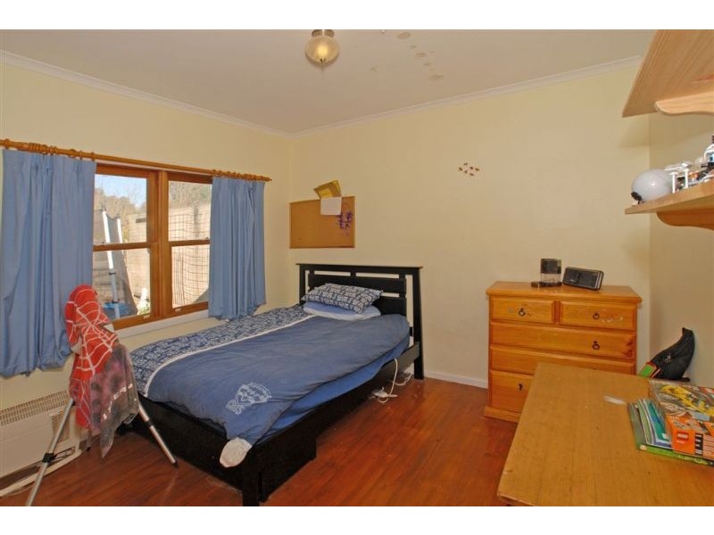8 Fitzgerald St, Ringwood East VIC 3135