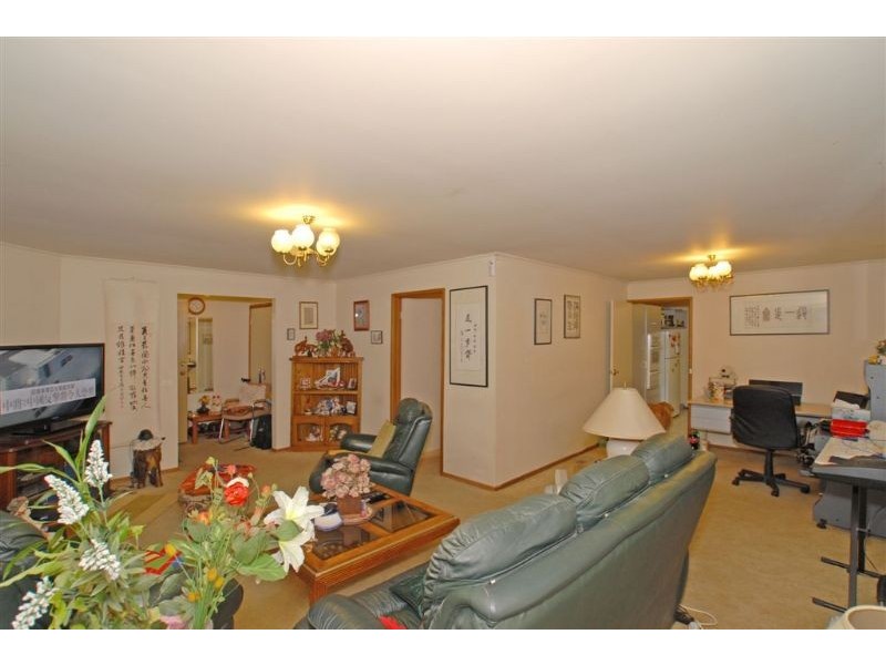 2/32-36 Heatherdale Rd, Mitcham VIC 3132