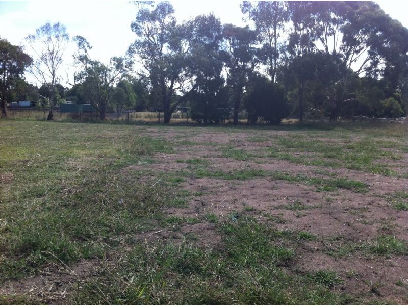 31 Duce Street, Cranbourne East VIC 3977