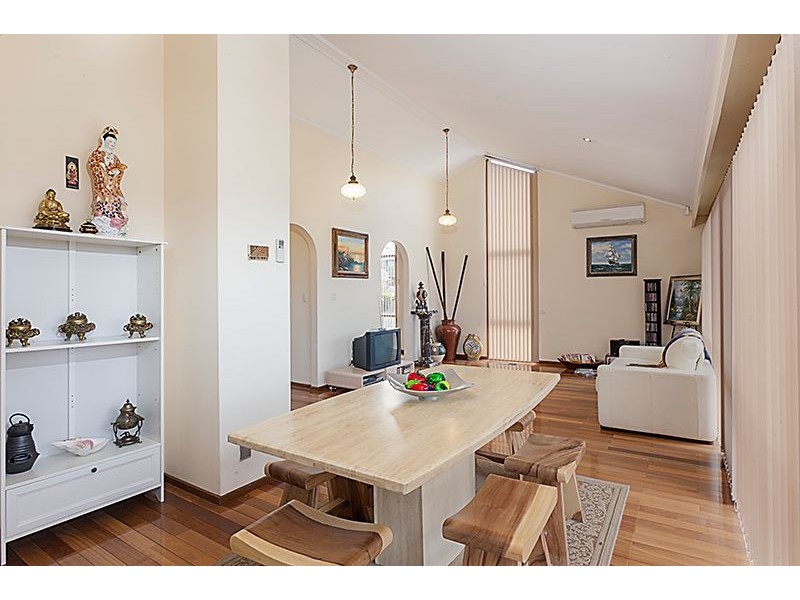 1 Garnett Road, Wheelers Hill VIC 3150