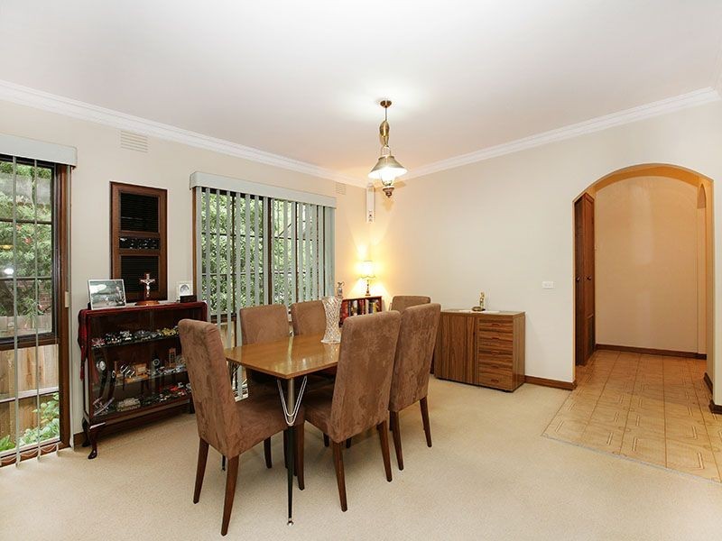 11 Manuela Terrace, Ringwood North VIC 3134