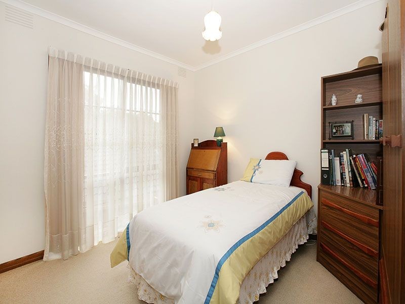 11 Manuela Terrace, Ringwood North VIC 3134