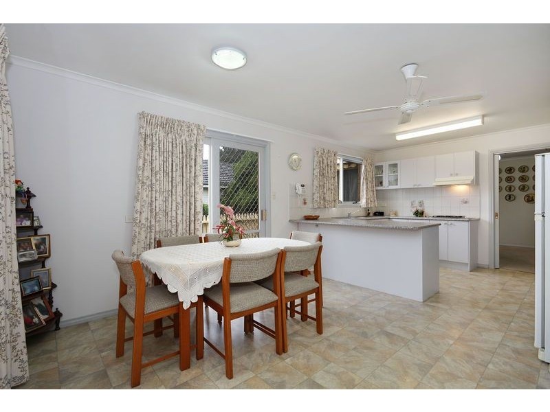 1/6 James Street, Ringwood VIC 3134