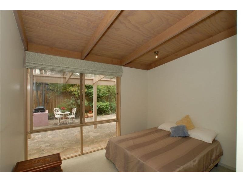 4 Hamilton Drive, Ringwood North VIC 3134