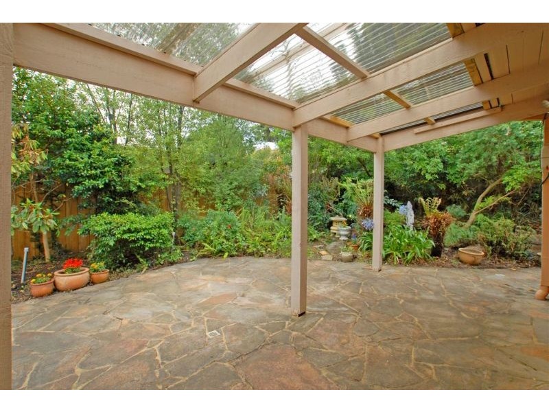 4 Hamilton Drive, Ringwood North VIC 3134