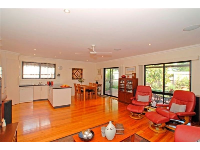 3 Sherwood Avenue, Ringwood East VIC 3135