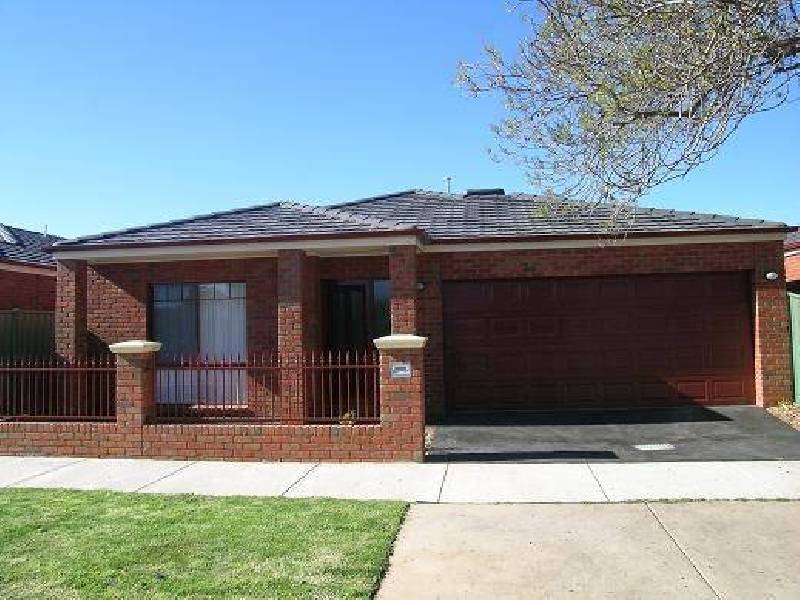 2/52 Mason Street, Shepparton VIC 3630