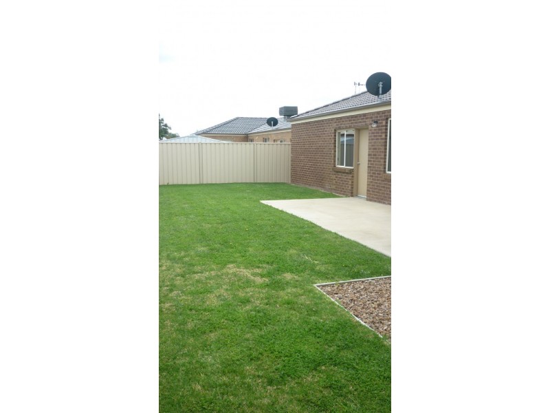 7 COBURN STREET, Shepparton VIC 3630