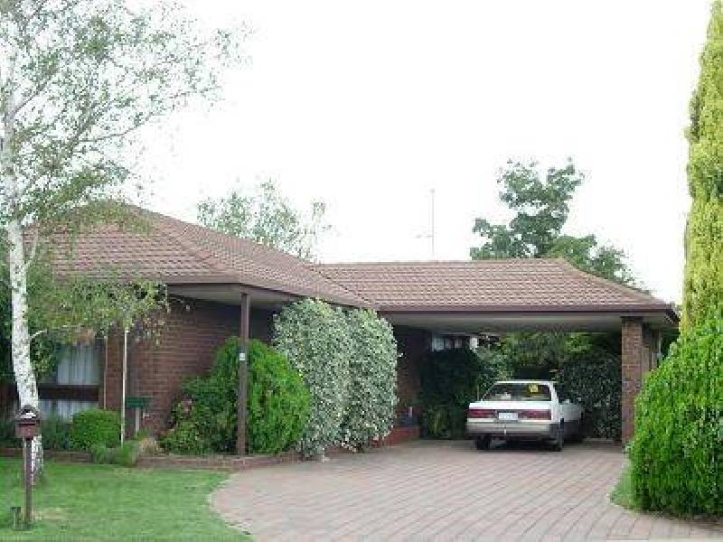 33 Dunlop Street, Shepparton VIC 3630