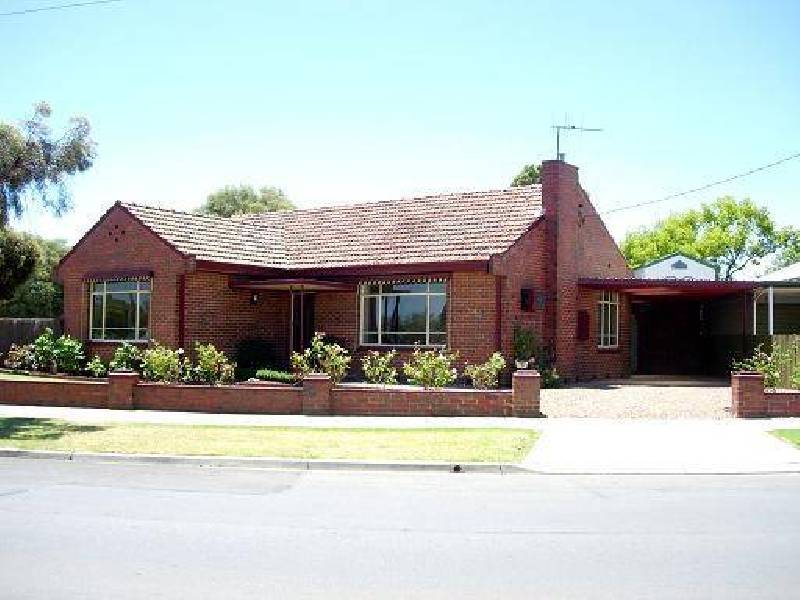 101 Hayes Street, Shepparton VIC 3630