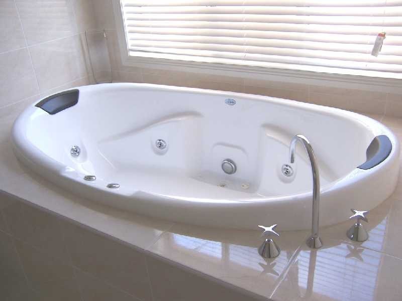 4 Charolais Crt, Shepparton VIC 3630