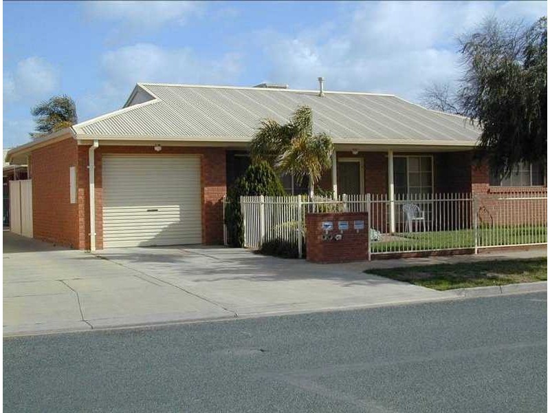 Unit 1/64 Edward Street, Shepparton VIC 3630