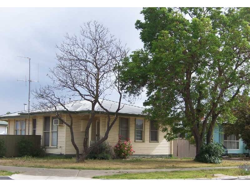 10 Furze Avenue, Shepparton VIC 3630