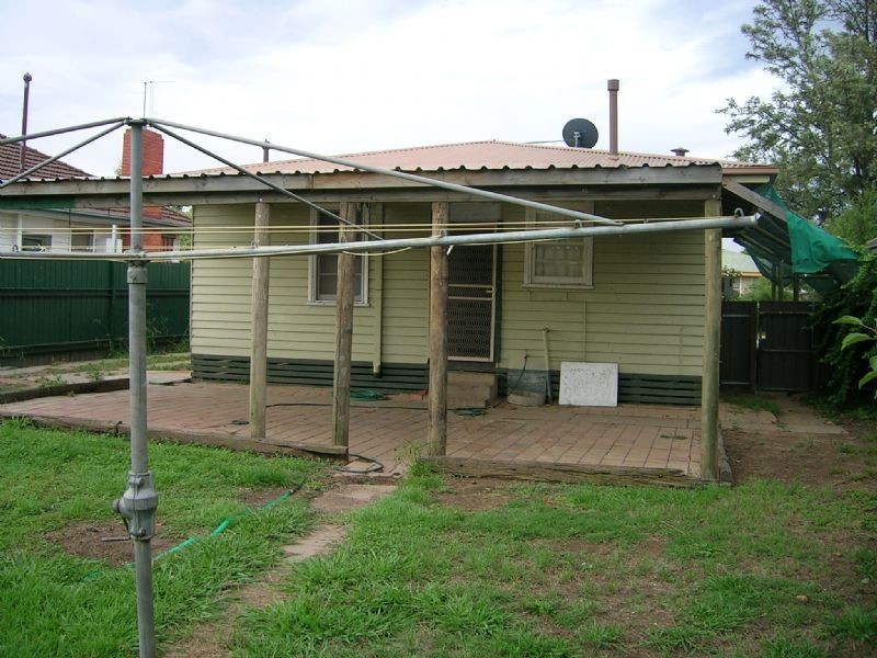 68 GRUTZNER AVENUE, Shepparton VIC 3630