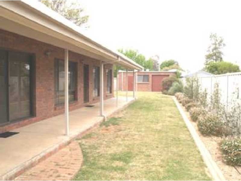 15 Wood Street, Mooroopna VIC 3629