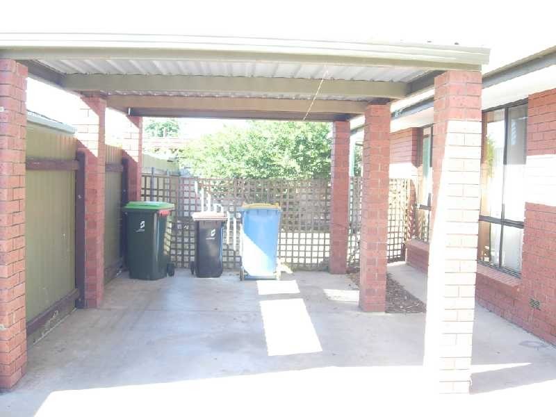 Unit 3/4 Wright Avenue, Shepparton VIC 3630