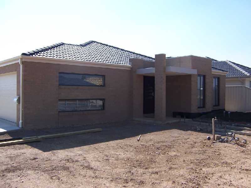 1 Watergum Place, Kialla VIC 3631