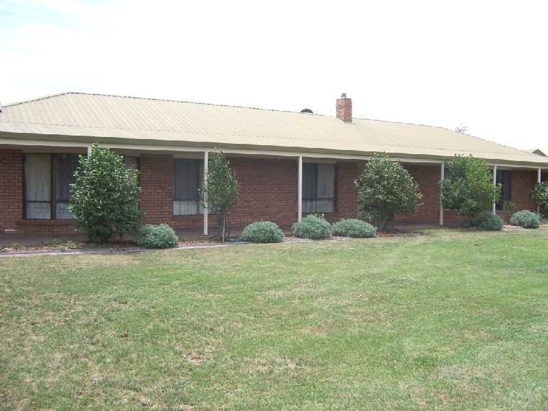 3 Bowland Crt, Congupna VIC 3633