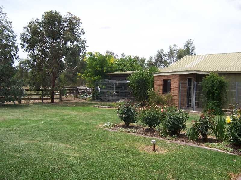 3 Bowland Crt, Congupna VIC 3633