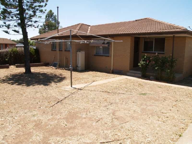 16 Hampshire Crescent, Shepparton VIC 3630