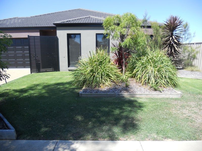 31 Nillahcootie Crescent, Kialla VIC 3631