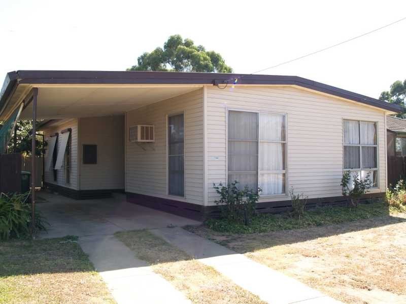 26 GANGE STREET, Mooroopna VIC 3629
