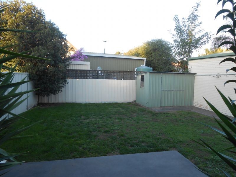 2/107 THE BOULEVARD, Shepparton VIC 3630