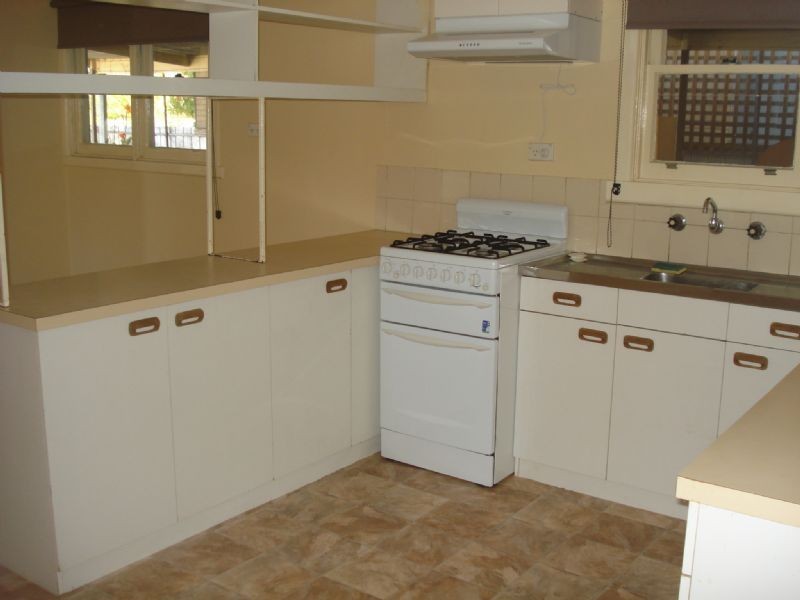 9 JAMES STREET, Shepparton VIC 3630